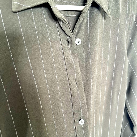 Beautiful, belted Shirt Dress by Current Air - Picture 8 of 13